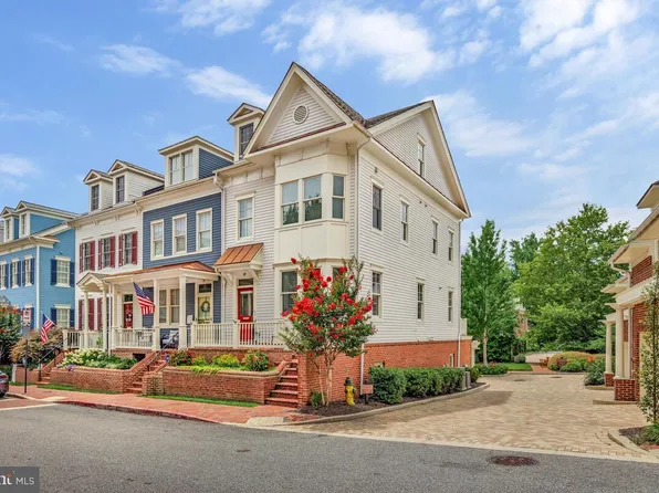 57 Richards Ln, Annapolis, MD 21401