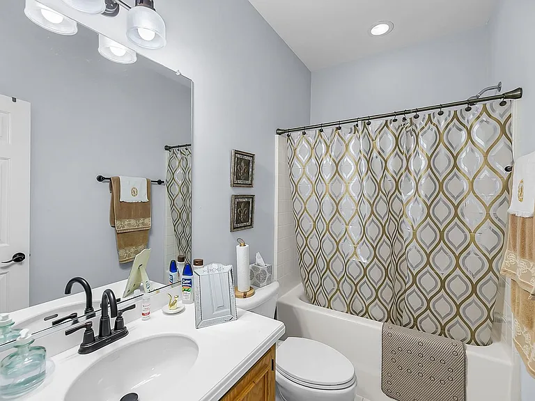 8725 Evangeline Dr — Photo 21