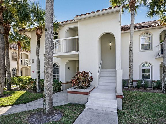 3rd image of 215 Cypress Point Drive