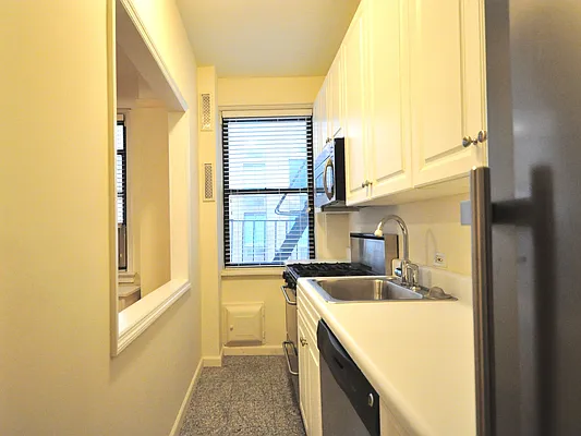 Rented by Corcoran | media 13