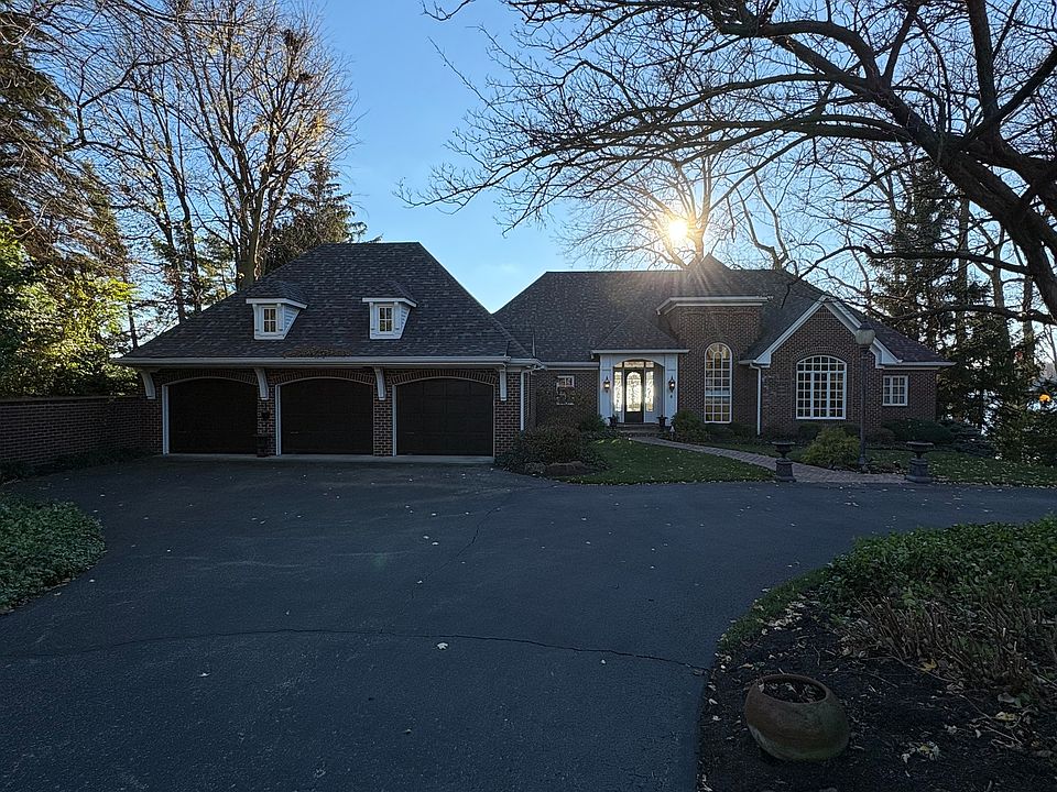 1st image of 11711 Landings Dr