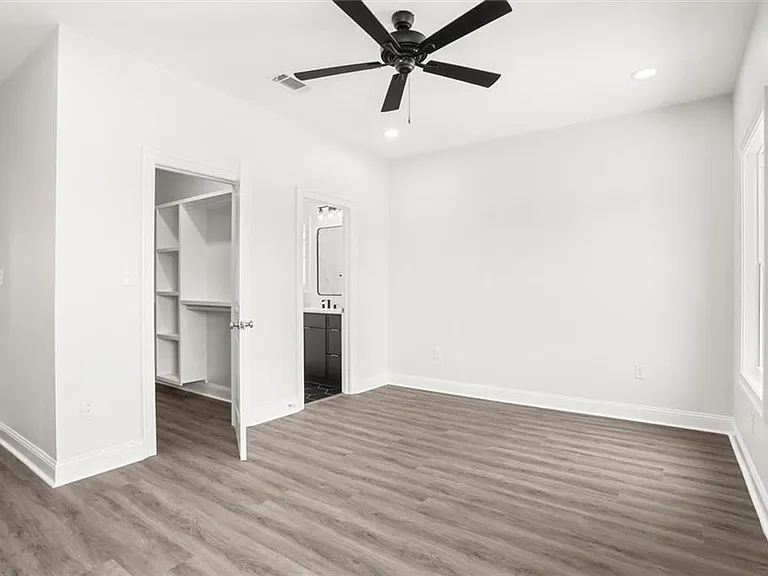 2634 New Orleans St — Photo 16