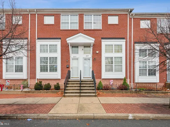 209 Monument Pl, Trenton, NJ 08618