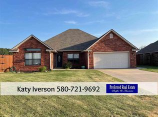 1802 Meadowview Dr, Duncan, OK 73533