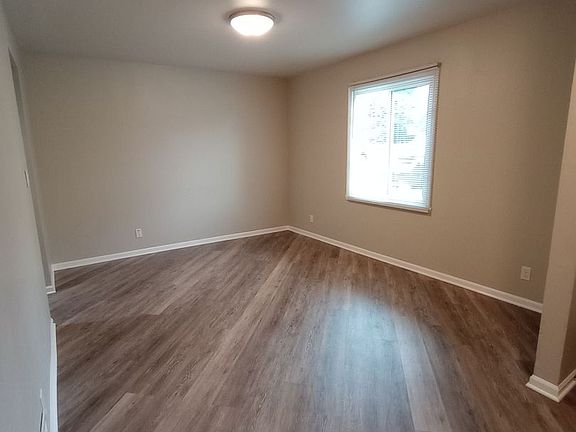 4th image of 3027 Jacqueline Ct APT 2