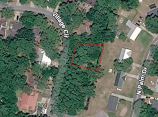 113 Village Cir, Brunswick, GA 31525