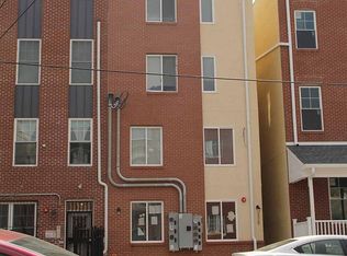 329 N 40th St #2, Philadelphia, PA 19104