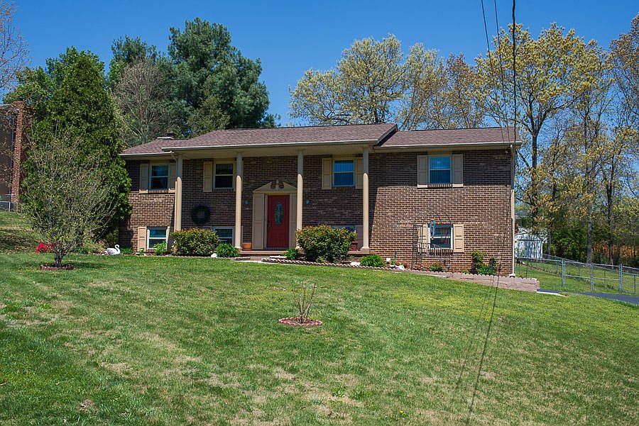 1st image of 11729 Foxford Dr