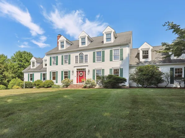 31 Stanton Court, Madison, CT 06443