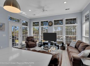 29 Silverspring Dr, Lakewood, NJ 08701