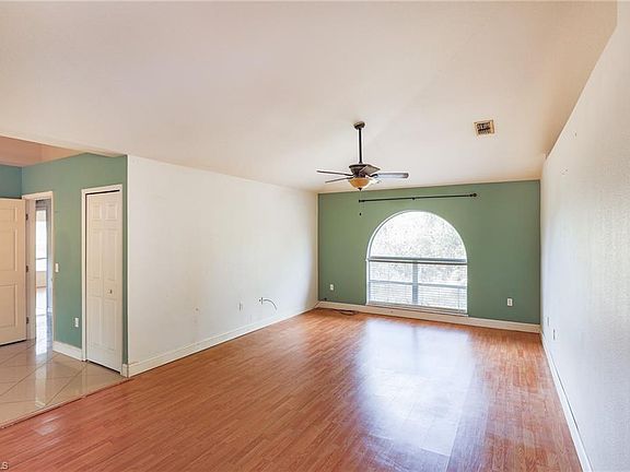 4th image of 3209 54th ST W
