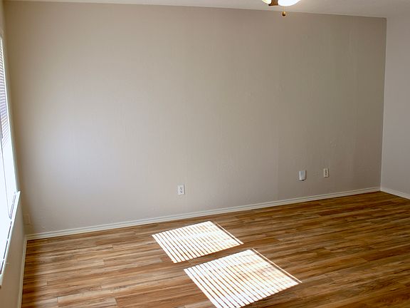 5th image of 2209 Brighton Ave