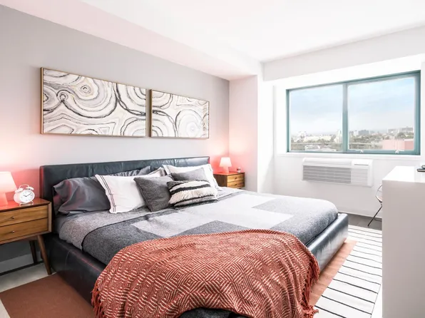 158 8th Street image 4 of 17