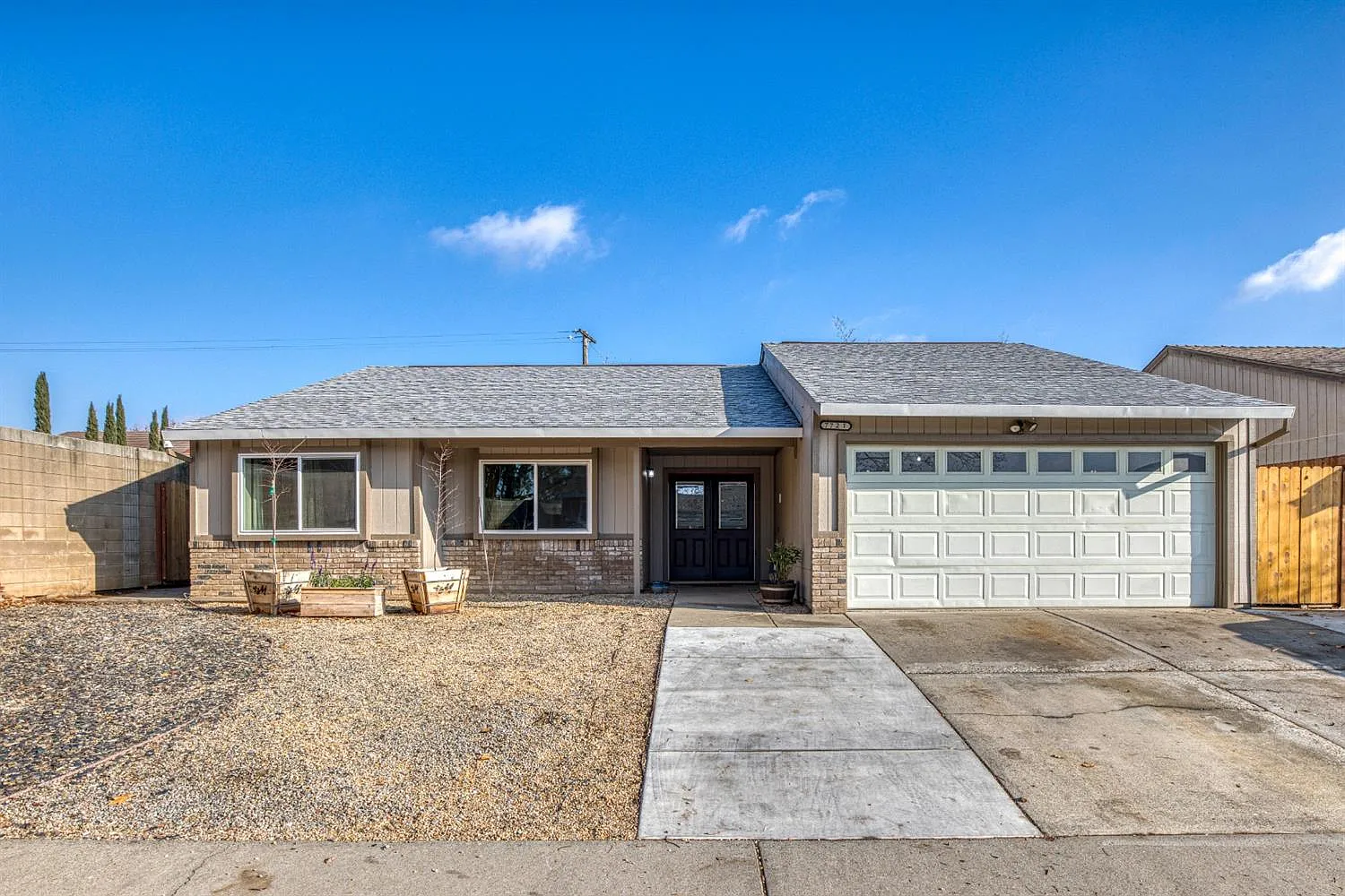7721 Rose Petal Way photo 1