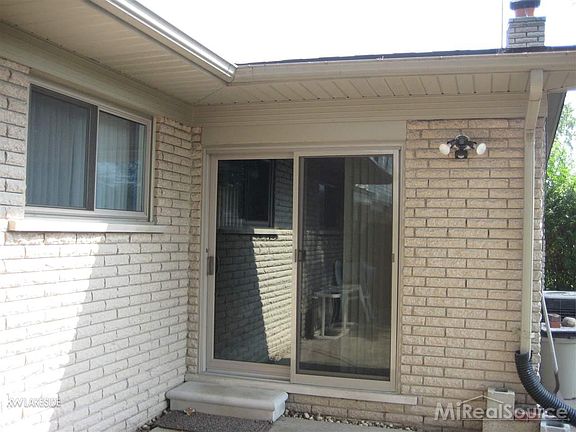 5th image of 11142 Fairway Dr