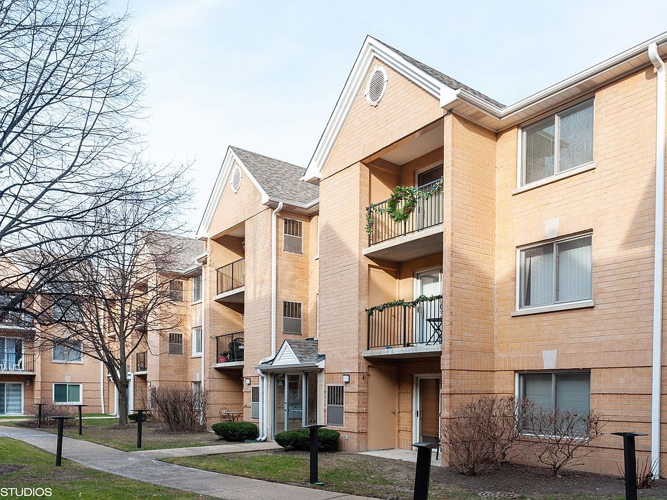 1st image of 8710 W Evelyn Ln APT 301