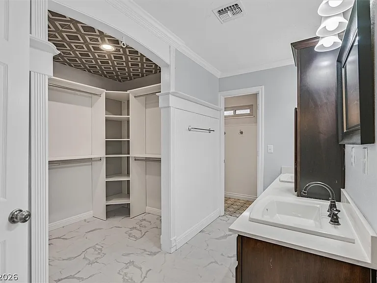 2238 Marlboro Dr — Photo 13