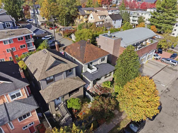 2833 Quebec St, Vancouver, BC V5T 3A8
