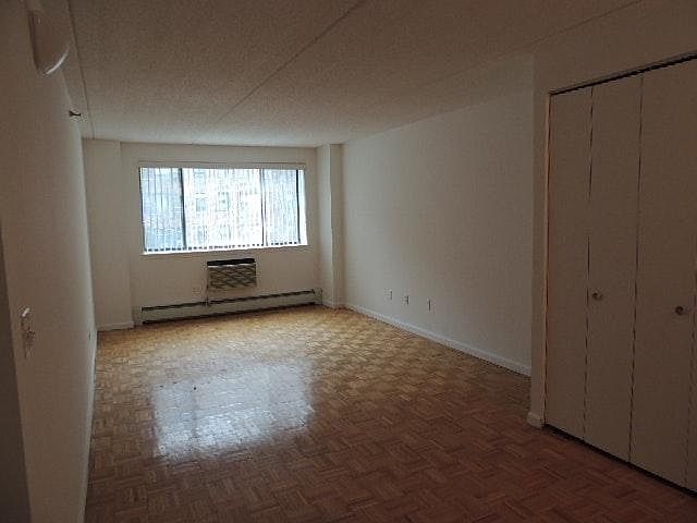 2nd image of 8331 116th St #1