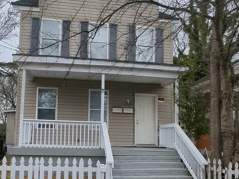 1410 Crawford Pkwy #B — Photo 1