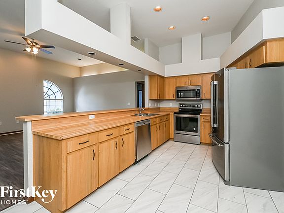 4th image of 5349 Montserrat Dr
