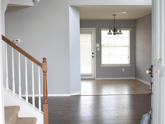 2nd image of 6712 Serena Ln