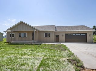 808 Hillside Dr, Estelline, SD 57234
