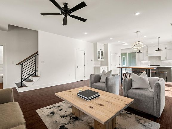 5th image of 231 A St