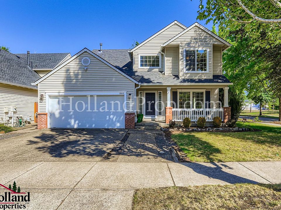 1st image of 2412 NE 11th Ave
