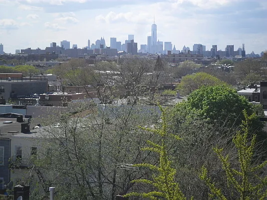 Rented by Rennit Inc. | media 38