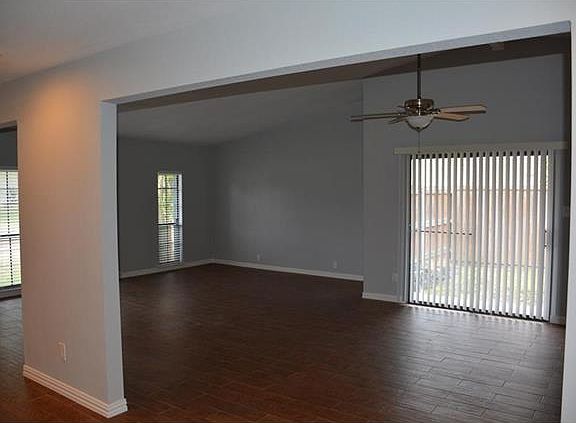 2nd image of 1212 Lombardy Dr