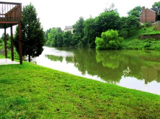 1809 Hart Rd, Knoxville, TN 37922