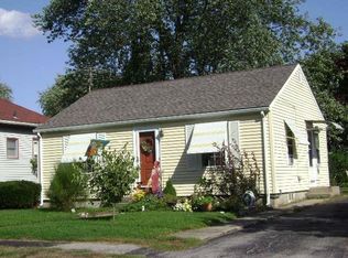 94 George Arden Ave, Warwick, RI 02886