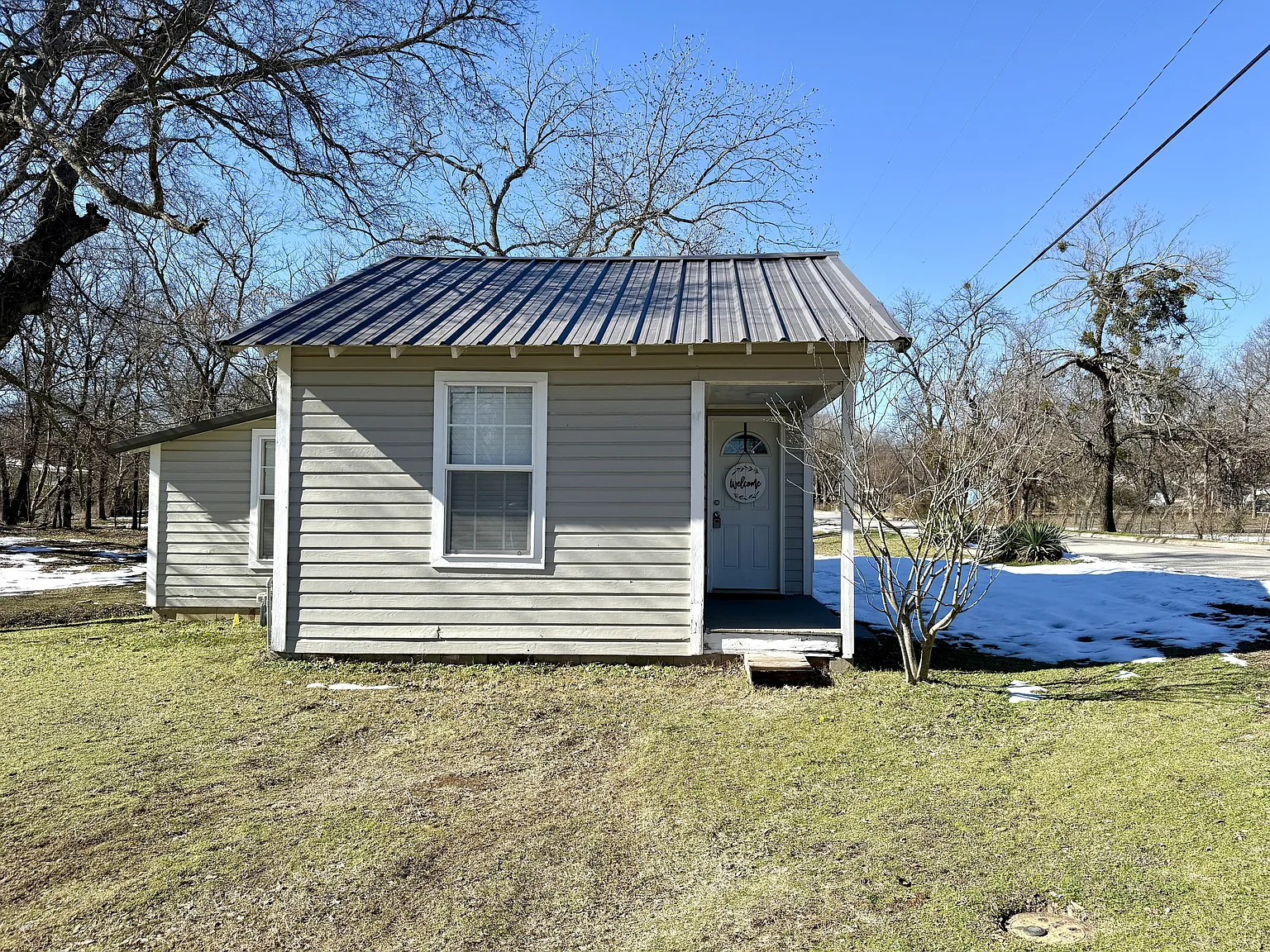 1001 Bailey Street Southeast - 1 — Photo 1