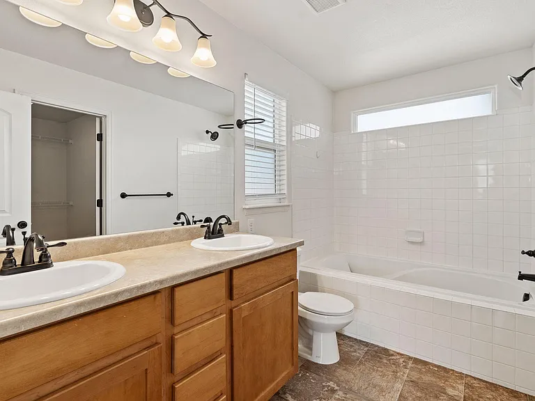 1480 First Light Dr — Photo 23