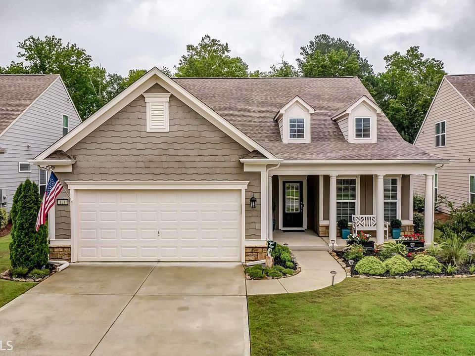 1st image of 121 Wood Hollow Dr