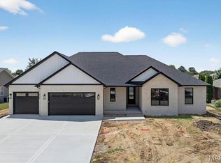 125 Gladwyn Dr, Millstadt, IL 62260