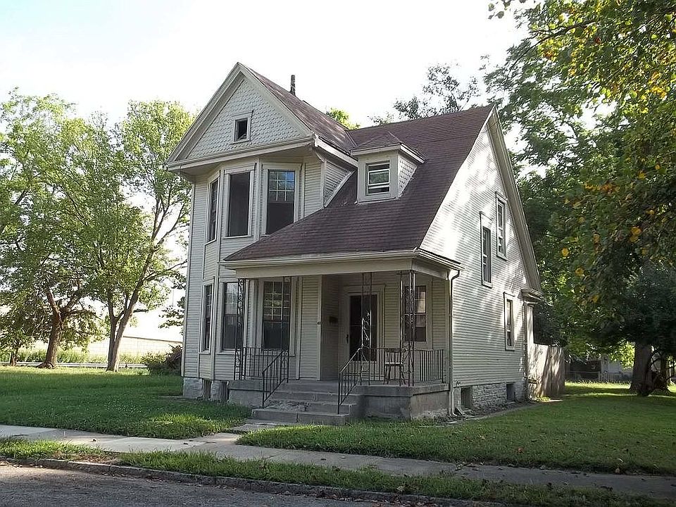1st image of 611 Gruner Ave