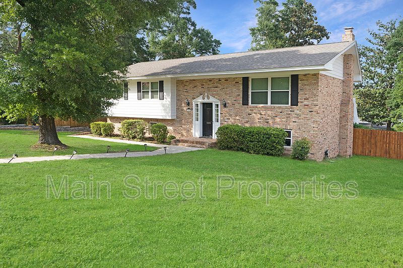 1st image of 3660 Molaree Dr