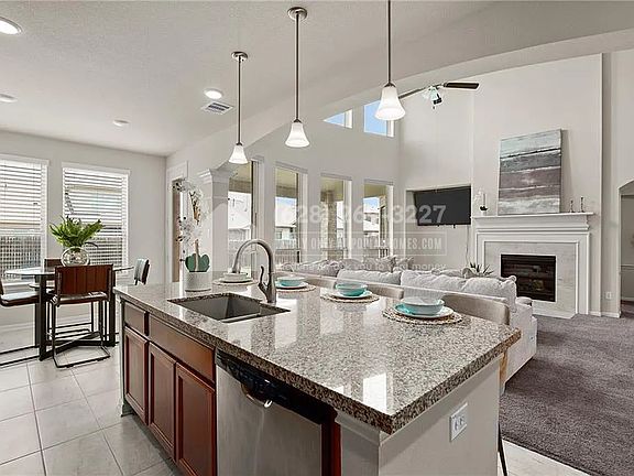 3rd image of 116 Mindy Way