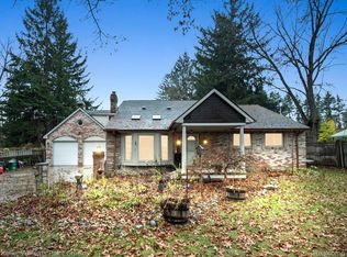 2423 Richwood Rd, Auburn Hills, MI 48326