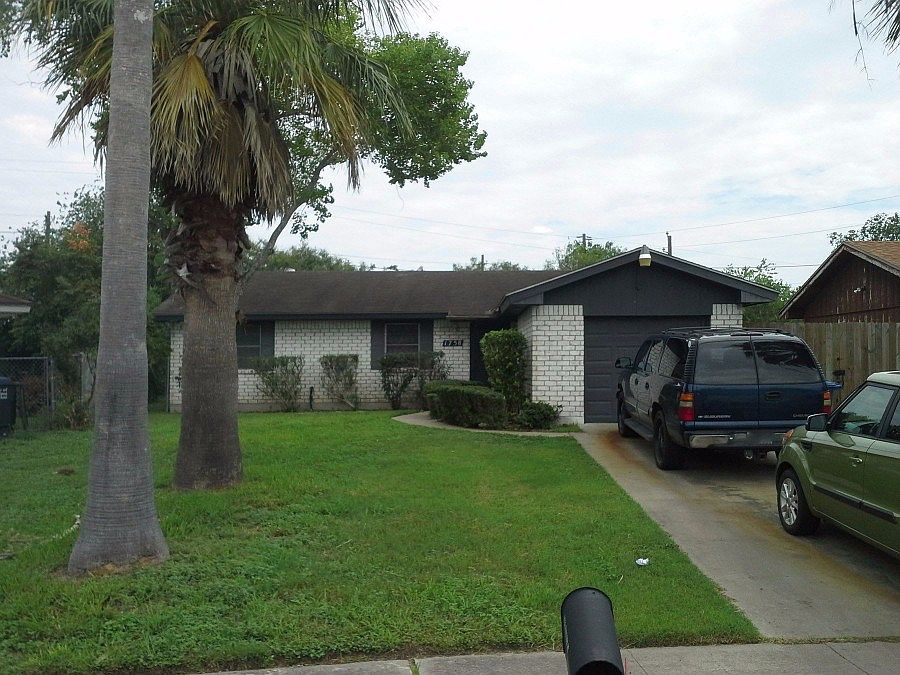 1st image of 1758 Mission Dr