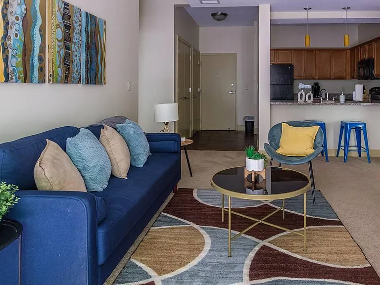 Portal Place Apartments — Photo 12