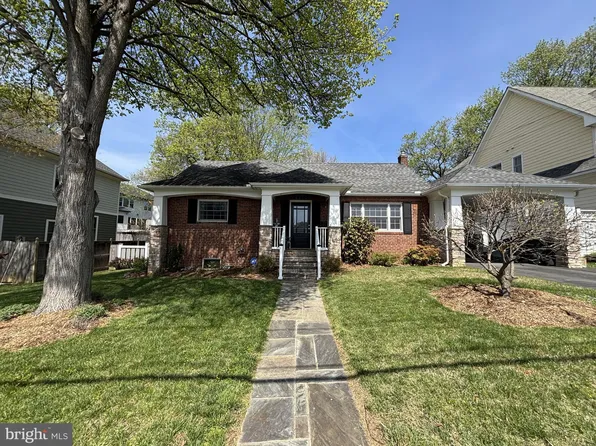 6413 29th St N, Arlington, VA 22207