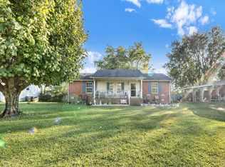 207 Meadow Ln, Portland, TN