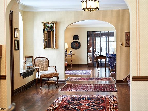 3rd image of 155 Hampshire Rd