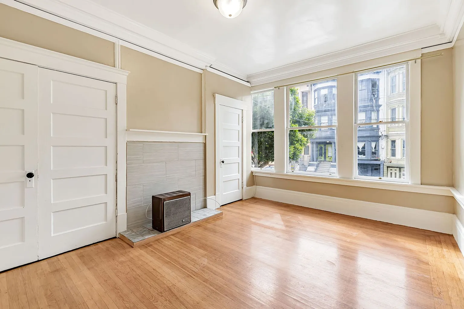 652-656 Clayton St #656A photo 1