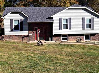 11 NE 225th Rd, Warrensburg, MO 64093
