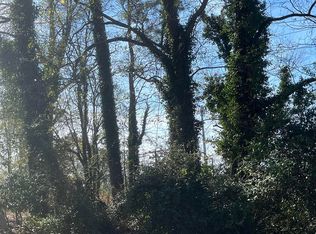 62 Riverview Ct, Columbia, SC 29201