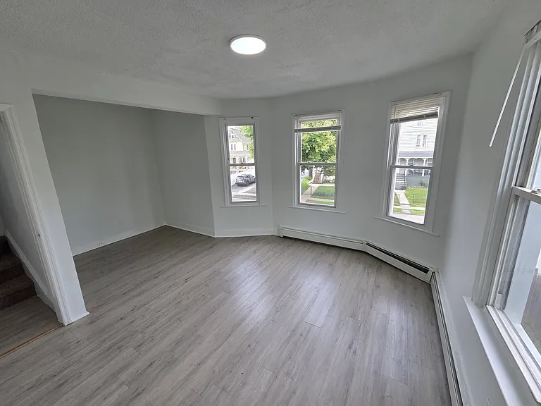 Bedroom/Living room 2